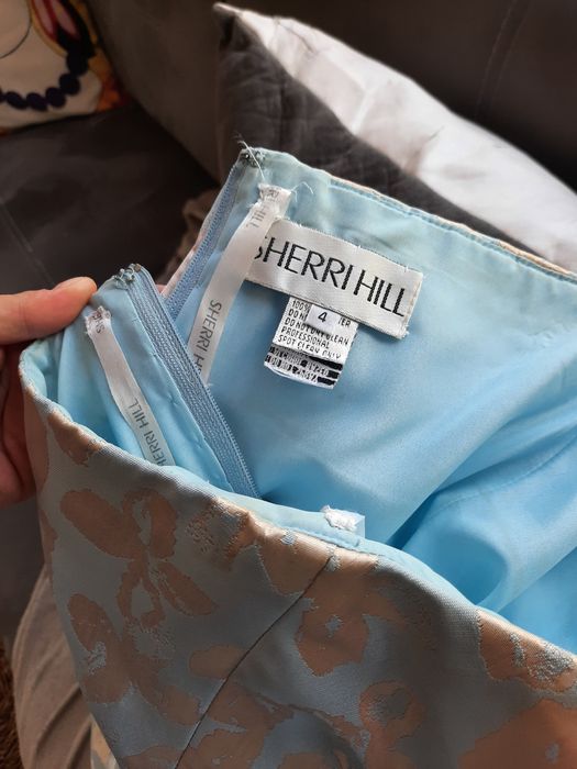 Коктейлна рокля SHERRI HILL