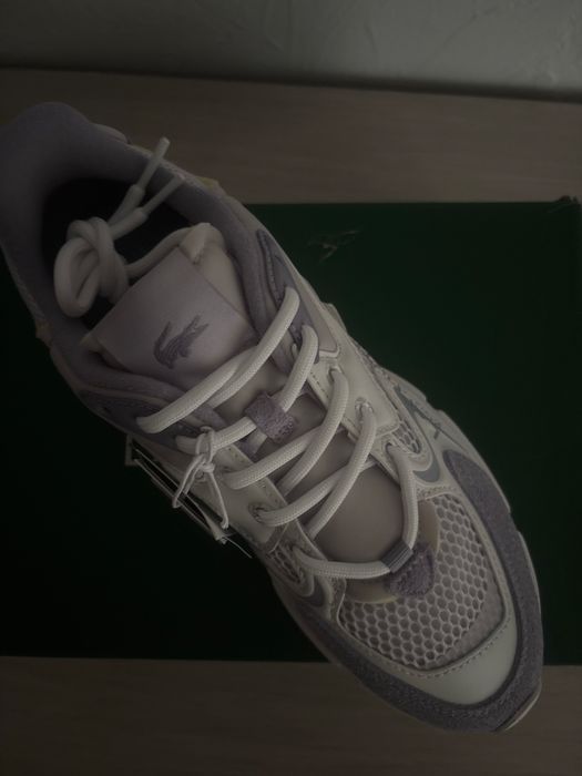 Продам кроссовки lacoste женские 41 размер
