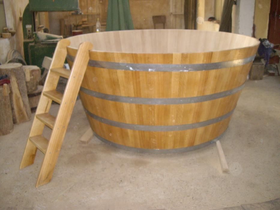 Бъчви,бурета,каци,дървени вани,саксий за цветя