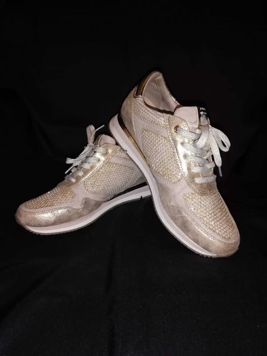 Дамски маратонки Marco Tozzi, размер 39