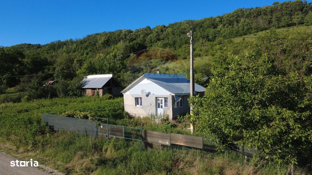Casa de vanzare in Vultureni