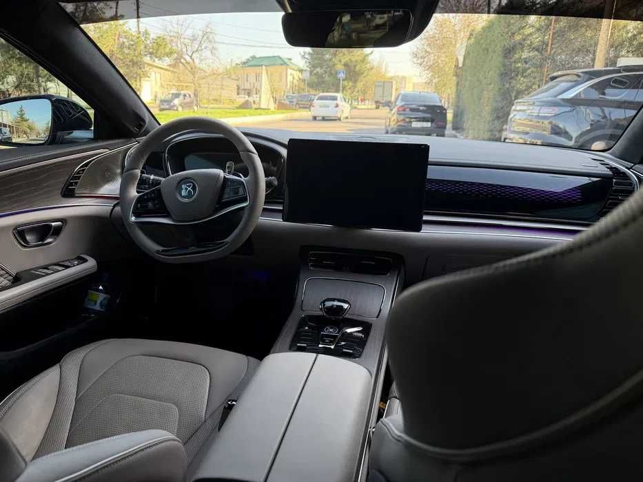 BYD Han 701km pod zakaz