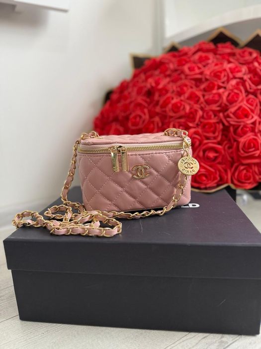 Премиум дамски чанти.