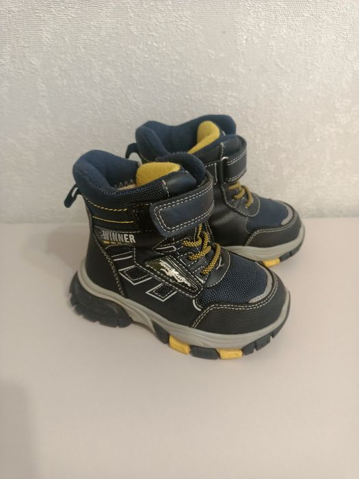 Ботинки зимние на мальчика