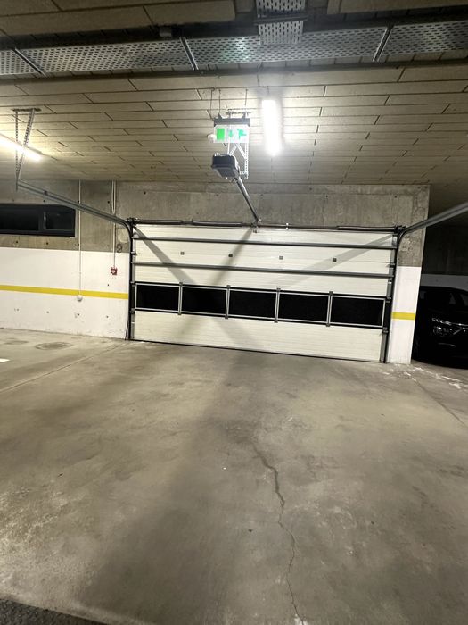Închiriez loc de parcare SUBTERAN – Zona Iulius Mall Cu Contract Legal
