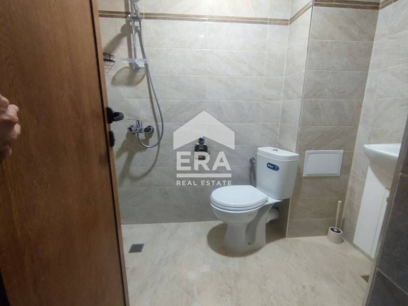 Дава се под наем Тристаен апартамент в Хасково, Любен Каравелов - 100 кв.м за 331.5 € - Снимка #5