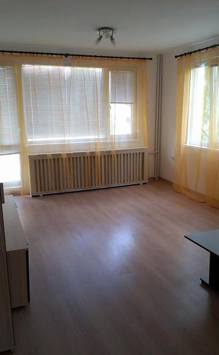 Дава се под наем Двустаен апартамент в София, Оборище - 70 кв.м за 549 € - Снимка #1