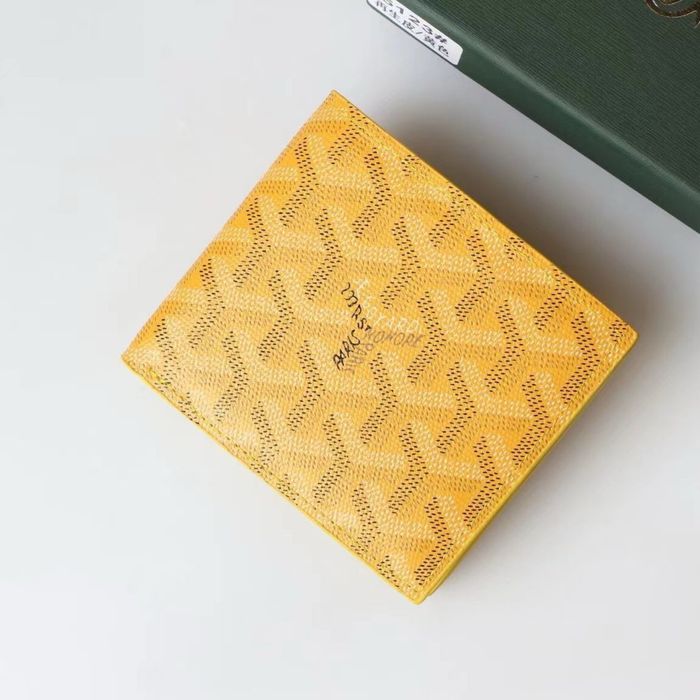 кошельки от Goyard