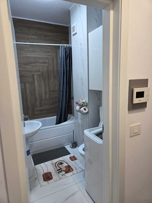 Dau in chirie apartament tip studio in Prima Universitatii