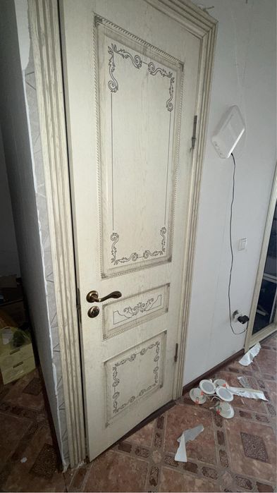Продаю Двери в отличном состояни