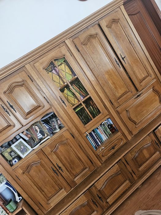 Vând biblioteca lemn masiv din stejar