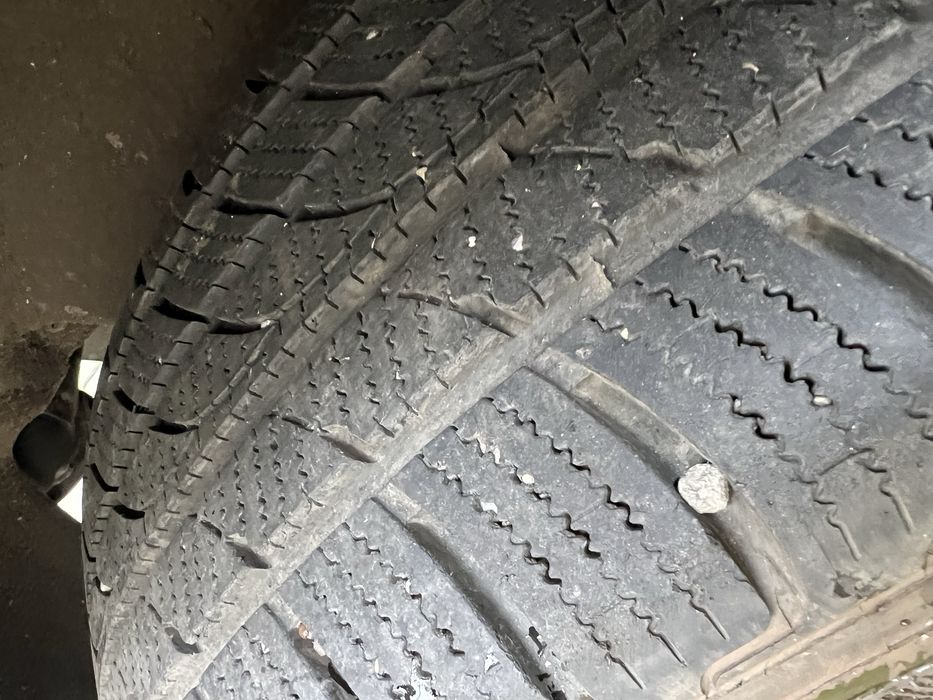 Jante originale 17” Anvelope iarna 265/65 r17