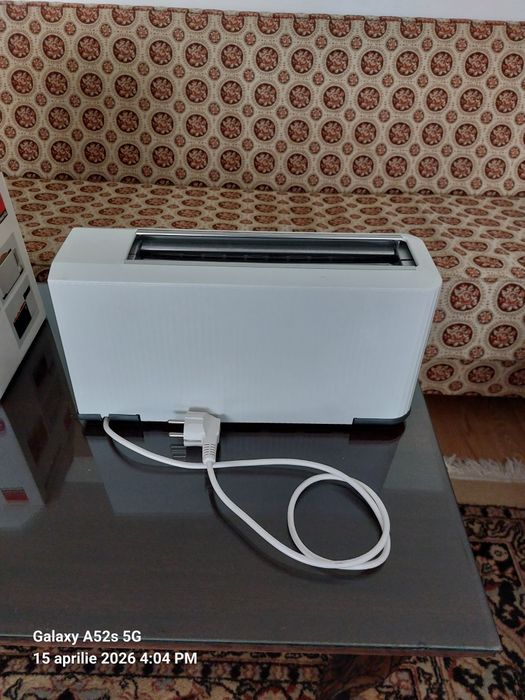 Vând prăjitor de pâine Rowenta