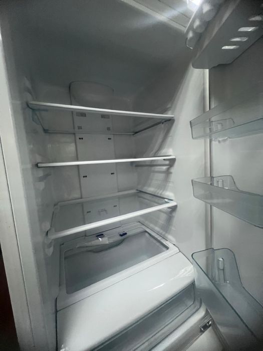 холодильник Samsung RL40ECSW1/BWT в Косшы