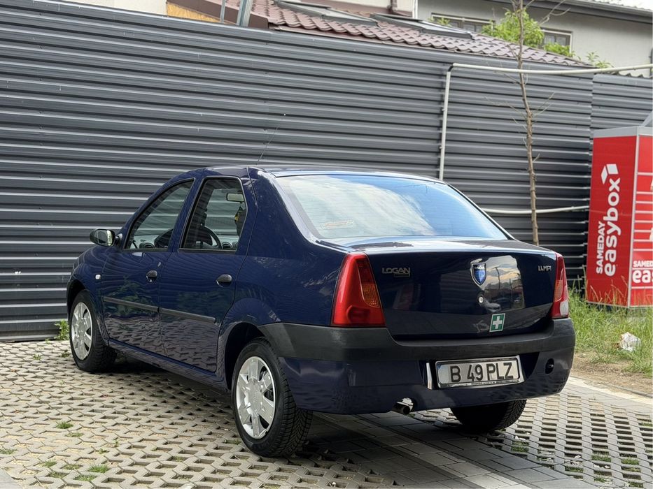 CUMPAR Dacia Logan NOU 2006 cu doar 30.000KM cu A/C! PRIMUL PROPRIETAR DE NOUĂ
