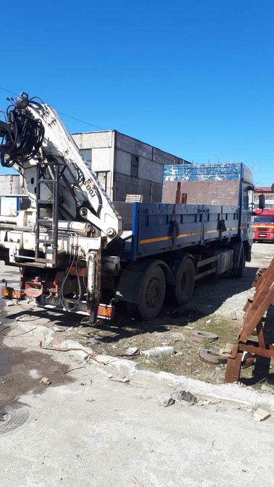 Camion cu macara Iveco Eurostar 240E