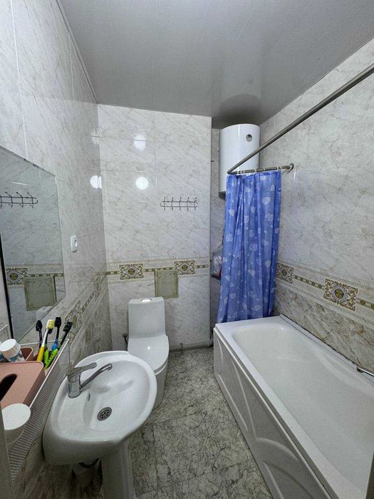 Продаю квартиру на новостройке, кирпичный рядом Кадешева рынок Иззат