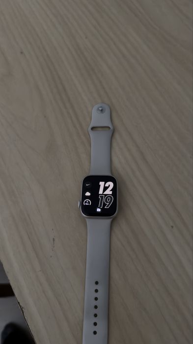 Продам Apple Watch 9 - 45 ми
