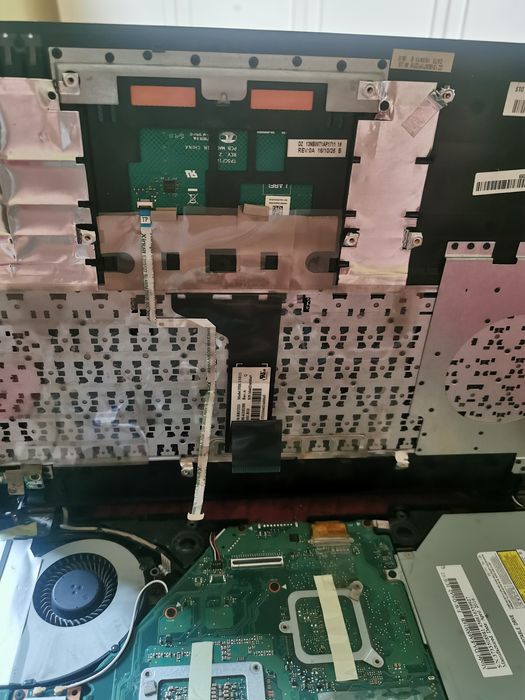 Service / Reparatii Laptopuri.