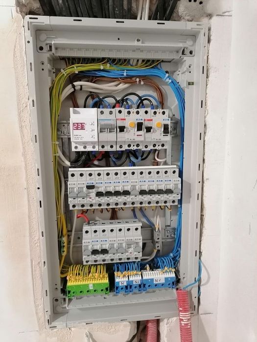 Мастер на все руки, унверсал уста, электрик, сантехник, мебельщик