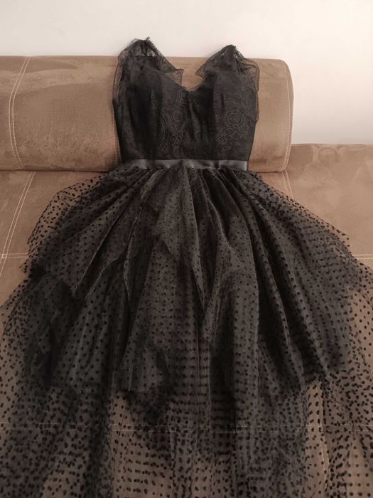 Rochie designer Mirela Diaconu.