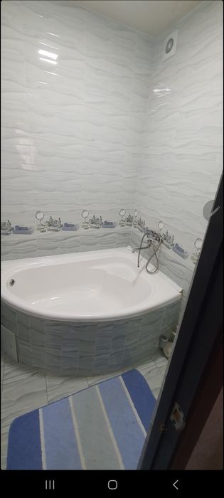 Srochna 3 xonali  dom sotiladi