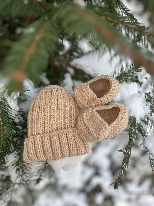 Articole din lână handmade : caciuli, botosei, ciorapi pt copii/adulti