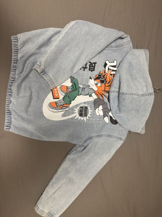 Продам куртку на мальчика