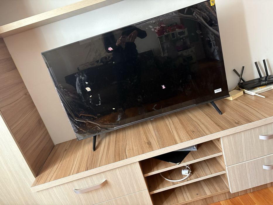 Vand Televizor Hisense