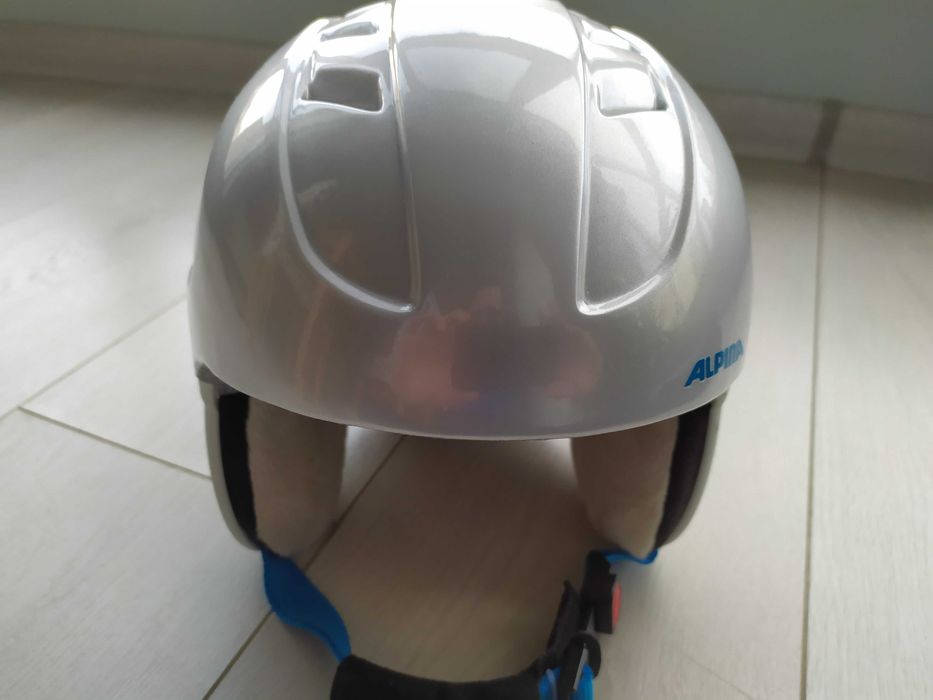 Детска ски каска Alpina Carat, почти неизползвана