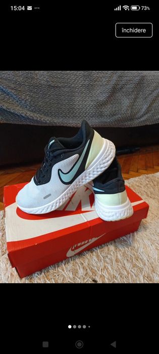 Adidași Nike ...