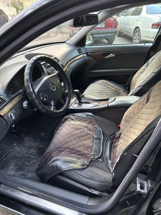 Мерседес Е240 в кузове W211