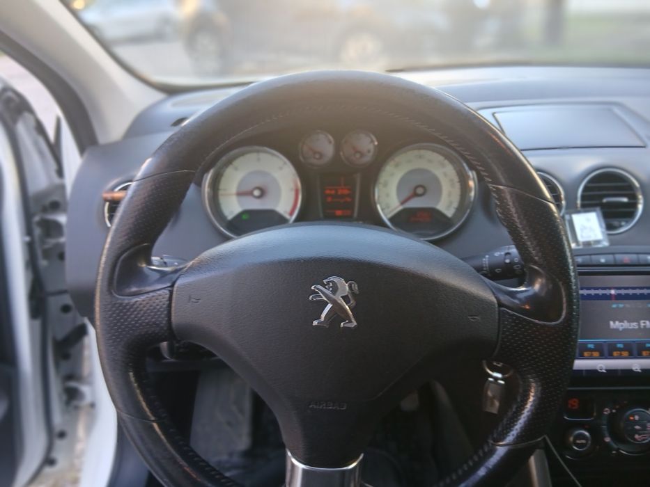 PEUGEOT 308 2013 — imagine 5