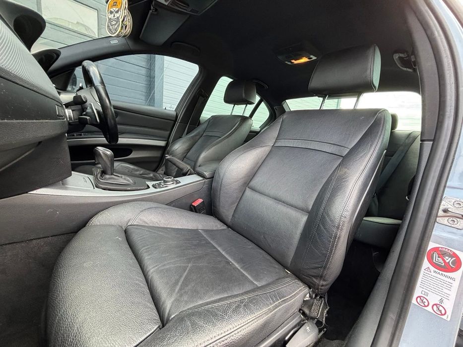 Dezmembrez BMW 325d N57 3.0d M-Pack E90Lci an 2011 ,M ,Xenon adaptiv