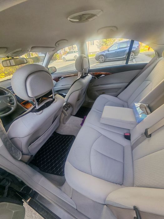 Vând Mercedes E220, an2004 decembrie, stare f bună bine îngrijită