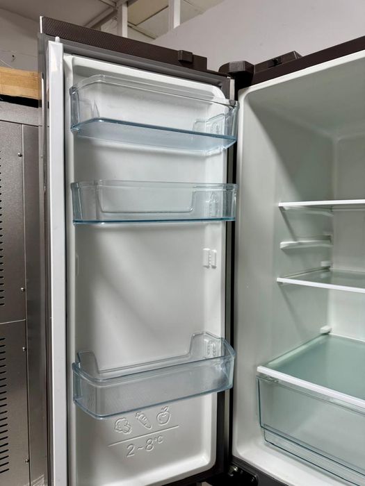 Холодильник двух дверный