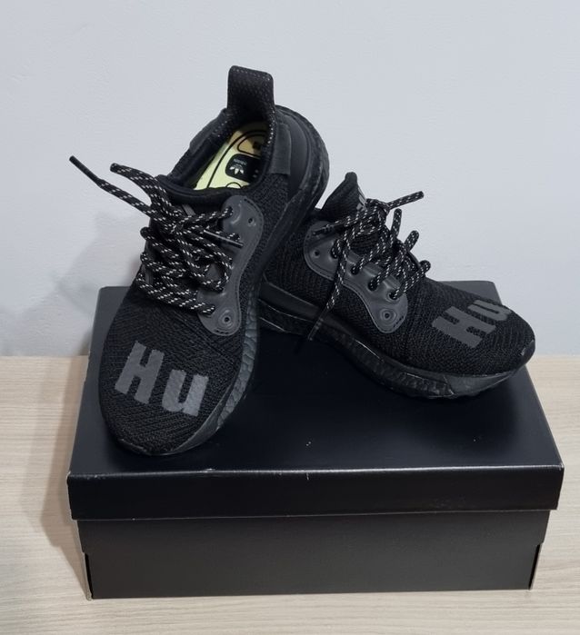 Adidas negru nou marime 36 cu boost