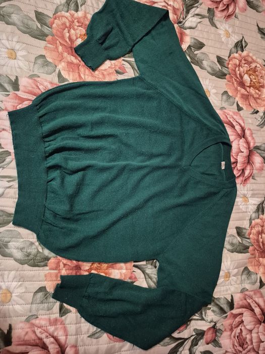 Яке за сезона, колежански. Риза, мъжка подарявам.М, L