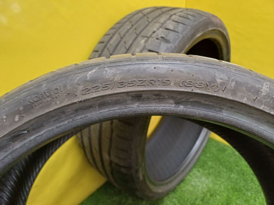 Шины 225/35 ZR19 Hankook пара.