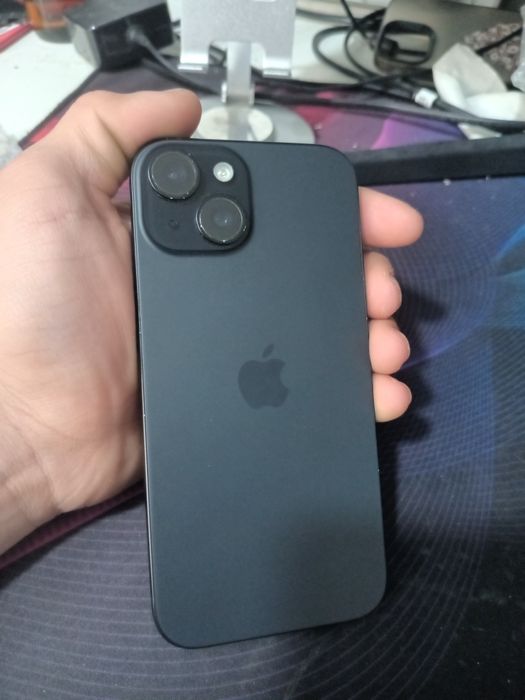 Айфон 15 без царапины