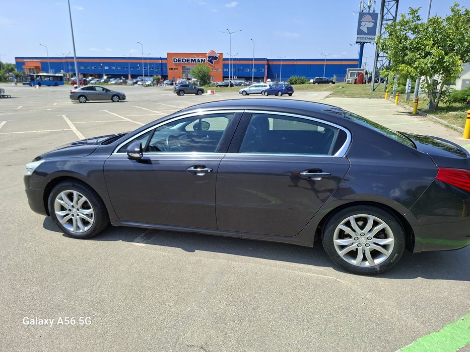 Vând Peugeot 508 hibrid sau schimb  cu rulota  an după 2005