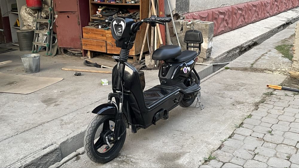 Продам электроскутер