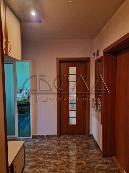 Продава се Тристаен апартамент в София, Люлин 6 - 92 кв.м за 1935 €/кв.м - Снимка #4