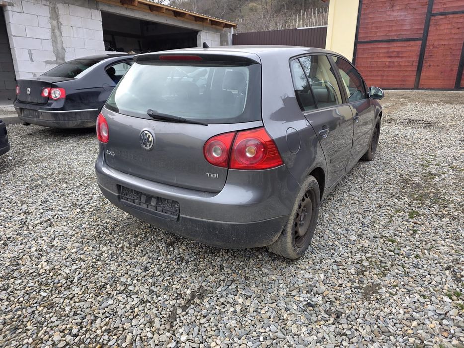 Dezmemrez golf 5 /Golf 5 plus  detalii in anunt