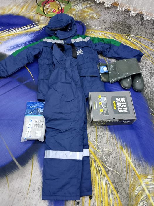 Продам спецодежду