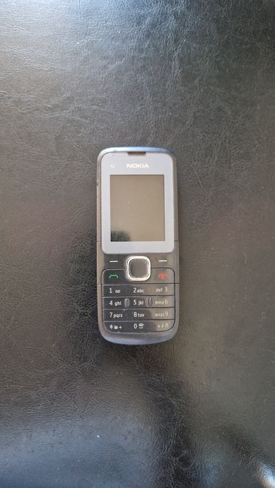 Telefon Nokia C1-01