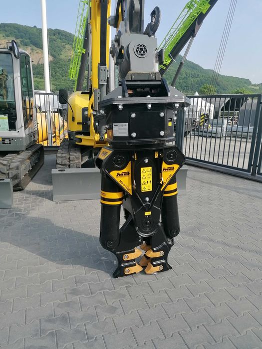 Foarfeci de Demolare MB CRUSHER PT650 pt Excavator Recomandat 6.5-13