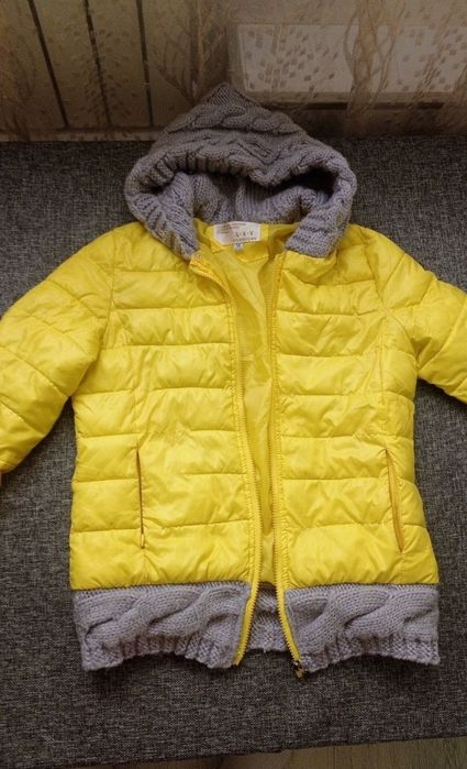 Продаётся женская куртка