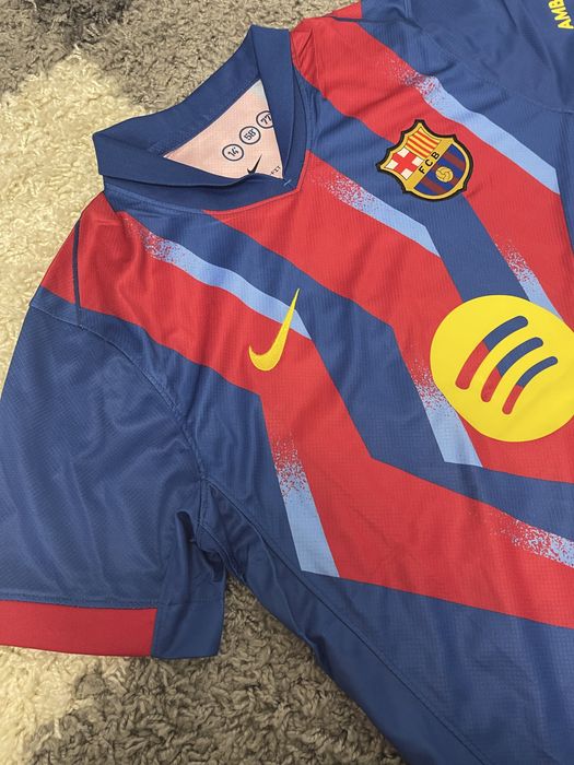 Tricou Barcelona El Clasico Special
