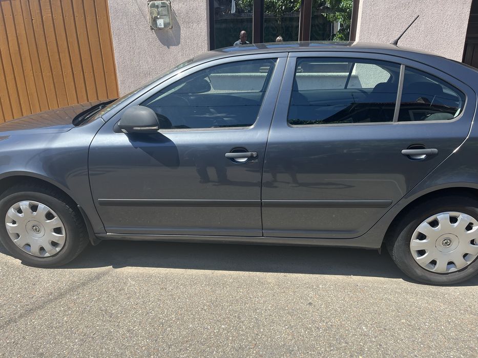 Vand skoda octavia manuala benzina 1.6 2011